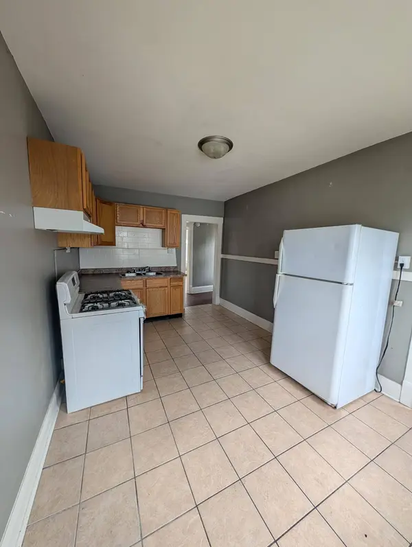 3010 17th St, Racine, WI 53405