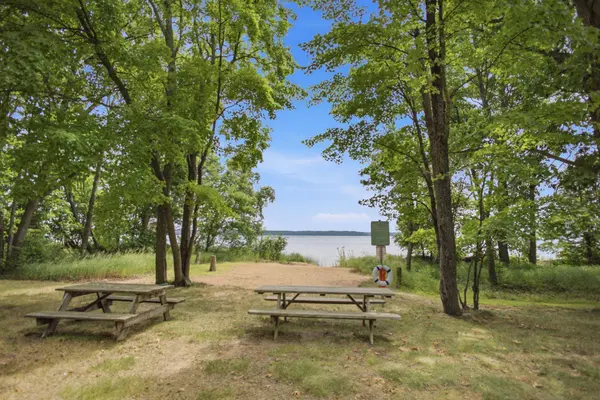 25344 White Oak DR, Webster, WI 54893