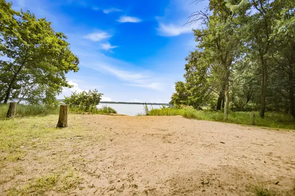 25344 White Oak DR, Webster, WI 54893