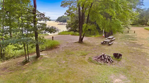 25344 White Oak DR, Webster, WI 54893