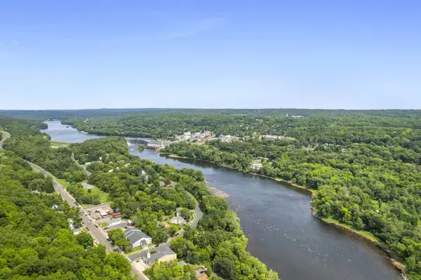 212 N Adams ST #2, St Croix Falls, WI 54024