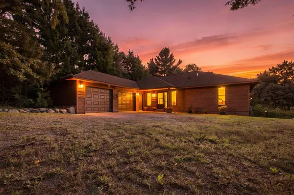 1171 County RD E, Spooner, WI 54801