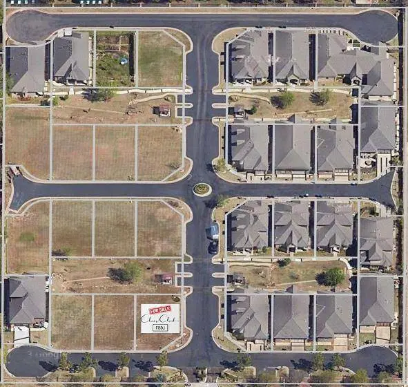 9233 Ruth DR, Midwest City, OK 73130