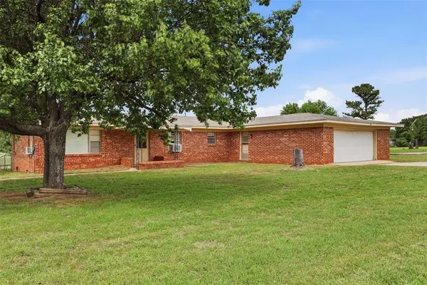 6331 N Alaska DR, Duncan, OK 73533