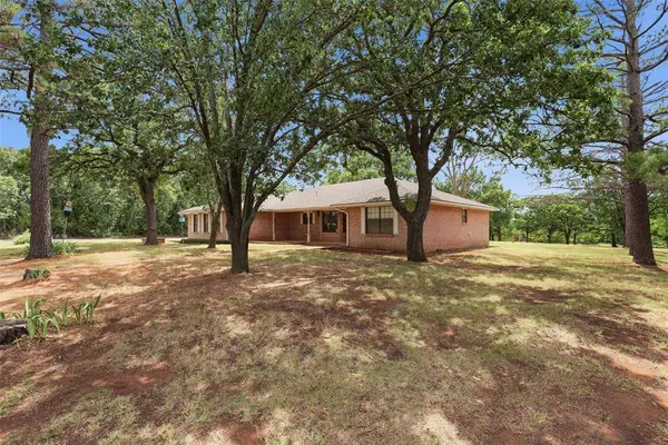 2188 Foster DR, Duncan, OK 73533