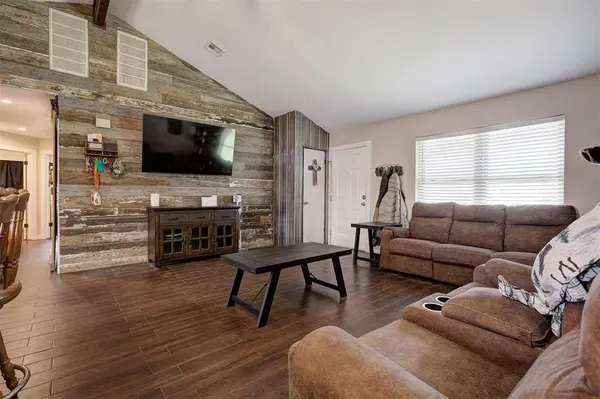 19800 Aaron DR, Harrah, OK 73045