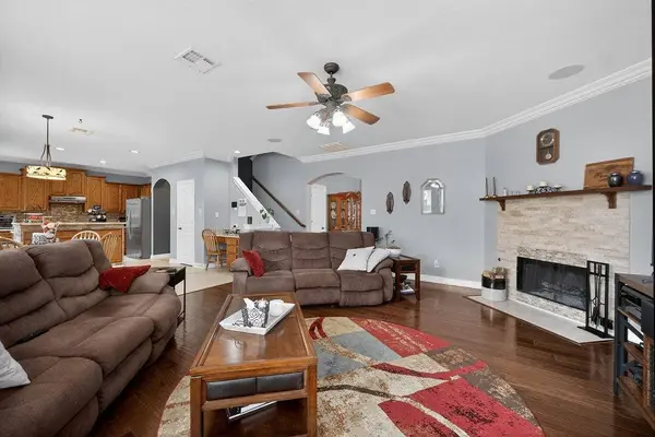 5804 Silver Leaf DR, Mckinney, TX 75070
