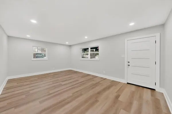 5313 Libbey AVE, Fort Worth, TX 76107