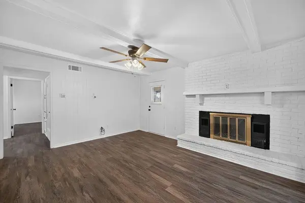 1715 Jenkins LN, Glenn Heights, TX 75154
