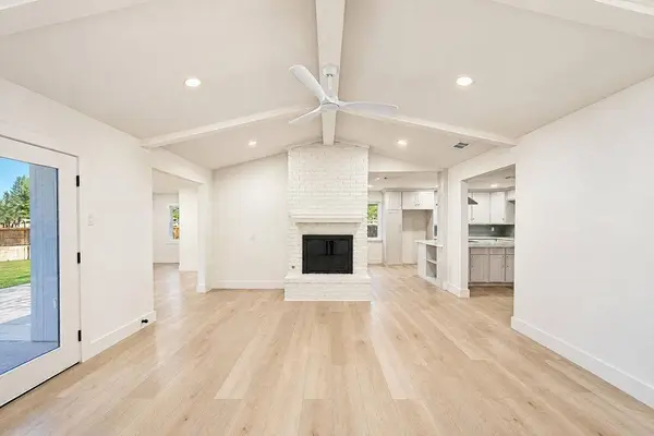 1904 Apollo RD, Richardson, TX 75081