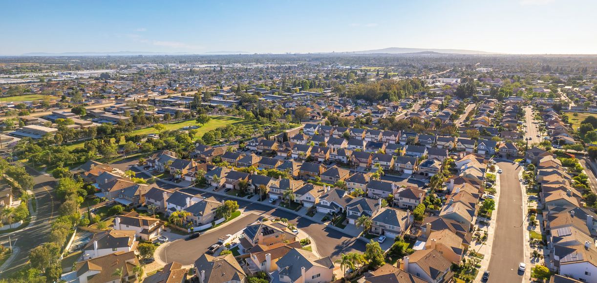 living_in_cypress_california__4200x2200___v1222x580