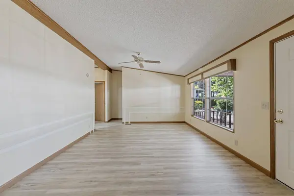 315 Evans Creek RD #UNIT 78, Rogue River, OR 97537