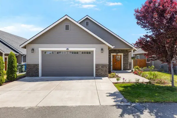 1788 Harbeck RD, Grants Pass, OR 97527