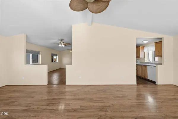 555 Freeman RD #234, Central Point, OR 97502