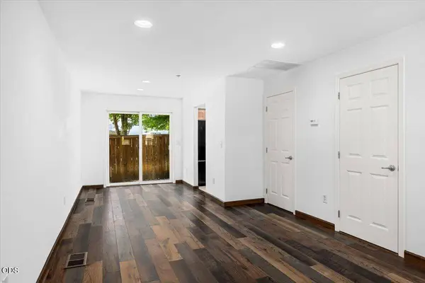 738 Normal AVE, Ashland, OR 97520