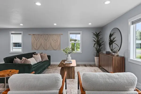 2043 S Leadville, Boise, ID 83706