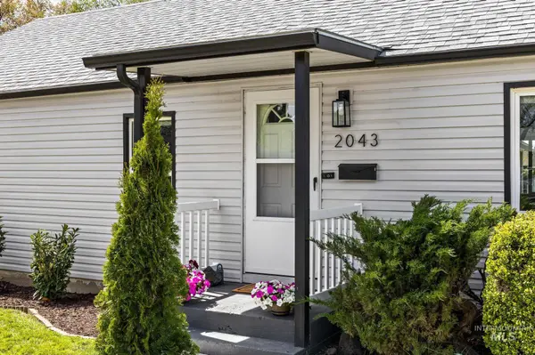 2043 S Leadville, Boise, ID 83706