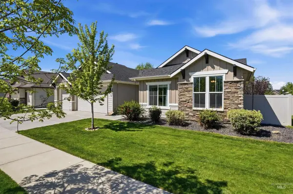891 N Tullshire Way, Eagle, ID 83616