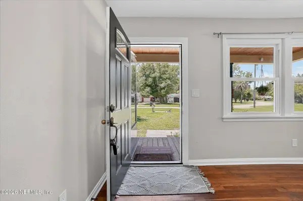 5503 LAKEWOOD CIR E, Jacksonville, FL 32207