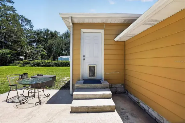 5503 LAKEWOOD CIR E, Jacksonville, FL 32207