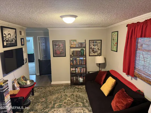 10525 GAILWOOD CIR E, Jacksonville, FL 32218