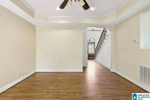 30 CRESTVIEW WAY, Trussville, AL 35173