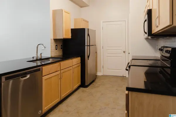 2020 5TH AVENUE #137, Birmingham, AL 35233