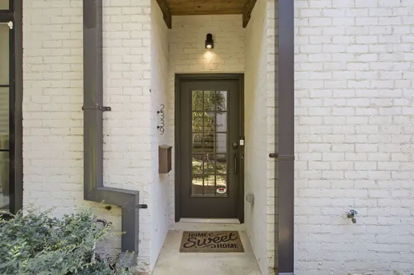 2339 1st Ave S, Birmingham, AL 35233-2413