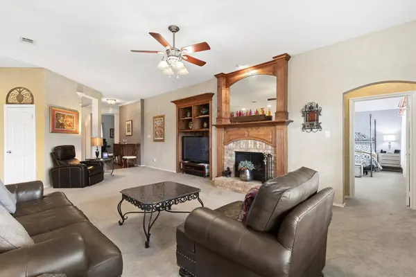 1109 Founders LN, Celina, TX 75009