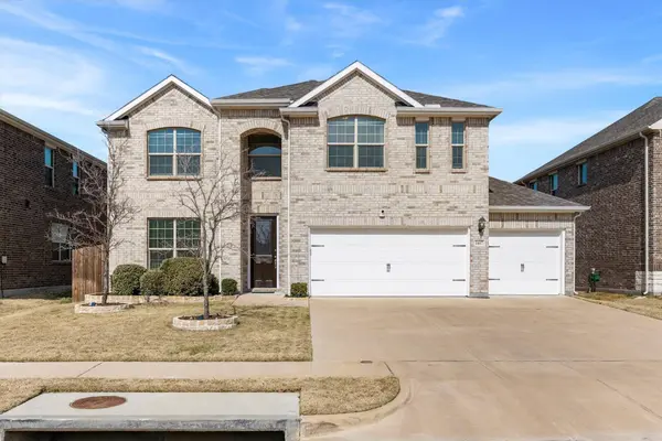 1617 Berry Ridge TRL, Aubrey, TX 76227