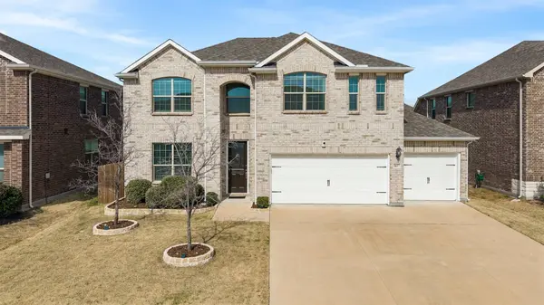 1617 Berry Ridge TRL, Aubrey, TX 76227