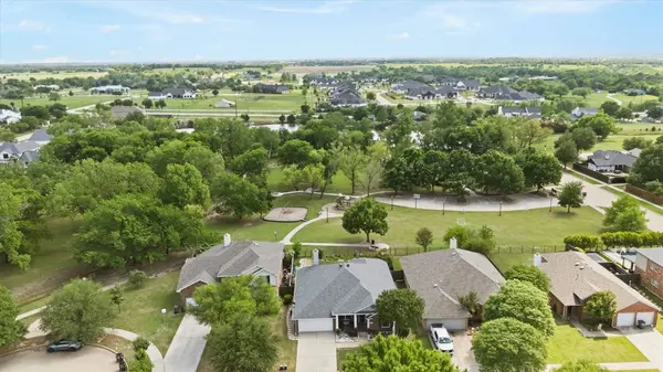 1313 Hunter LN, Celina, TX 75009