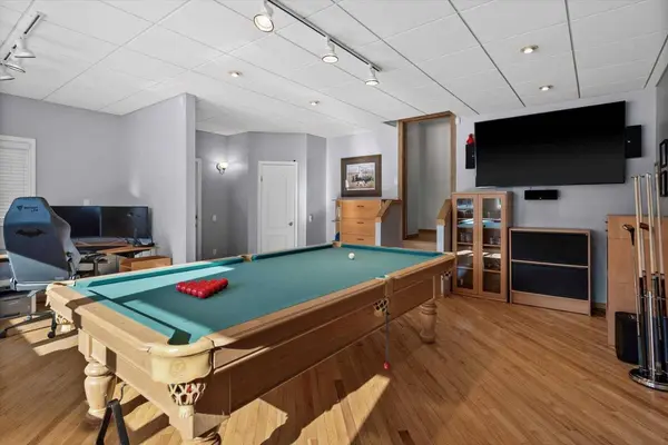 31 River Rock MNR SE, Calgary, AB T2C 4J3