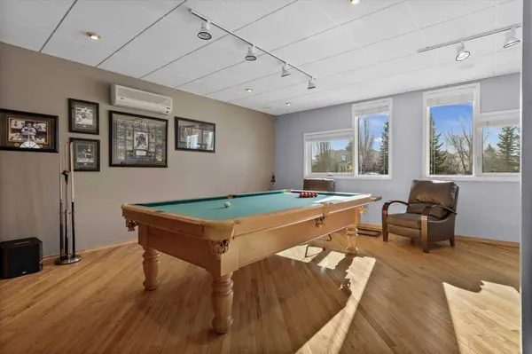 31 River Rock MNR SE, Calgary, AB T2C 4J3