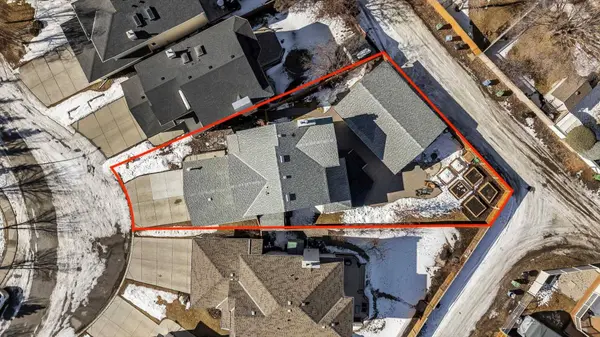 31 River Rock MNR SE, Calgary, AB T2C 4J3