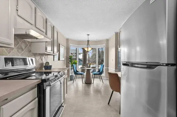 834 2 AVE NW #6, Calgary, AB T2N 0E5