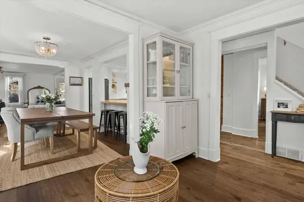 809 15 ST NW, Calgary, AB T2N 2B3