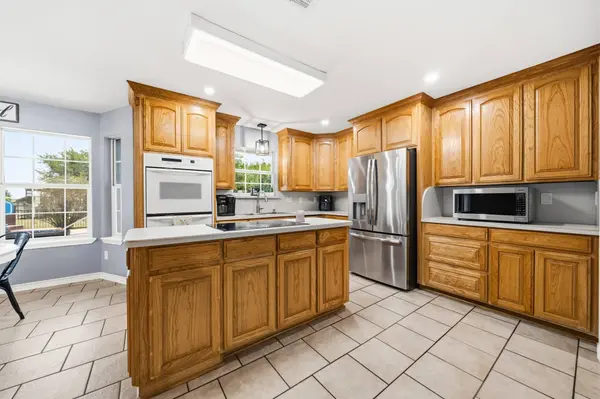 900 E Chad ST, Whitney, TX 76692