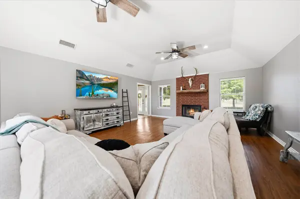 900 E Chad ST, Whitney, TX 76692