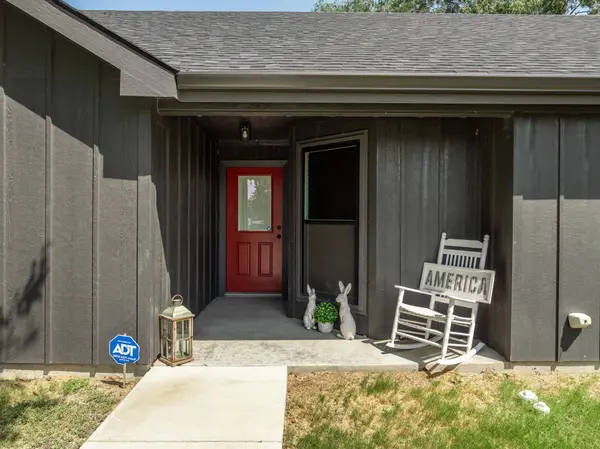 100 Hoover AVE, Whitney, TX 76692