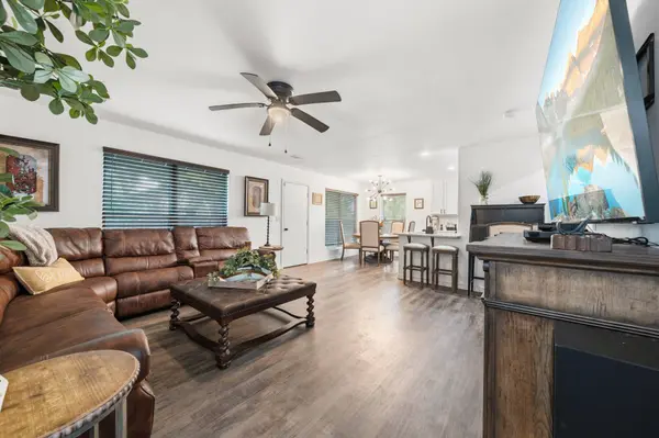 100 Hoover AVE, Whitney, TX 76692