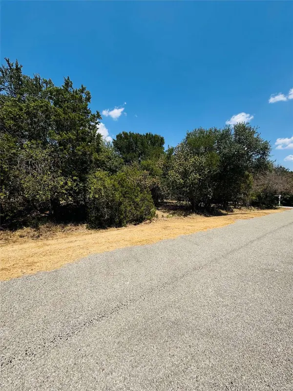 14057 Sandy Oaks DR, Whitney, TX 76692