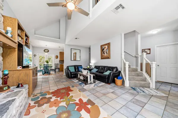 45145 Fringewood DR, Whitney, TX 76692