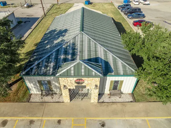1225 N Brazos ST N, Whitney, TX 76692