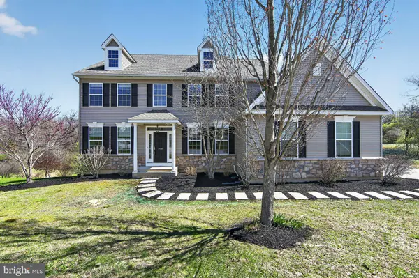 208 LIBERTY CIR, Coatesville, PA 19320