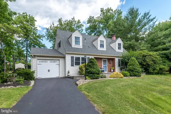 215 COLWYN TER, West Chester, PA 19380