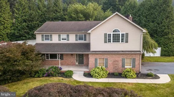 1328 EDGEWOOD DR