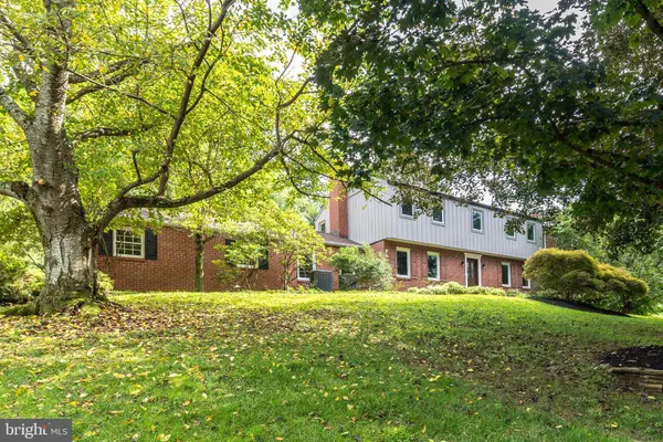 80 MENDENHALL DR, Glen Mills, PA 19342