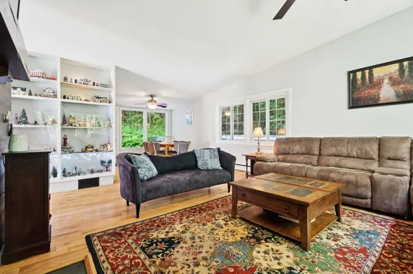 15 Juniper HL, Claremont, NH 03743