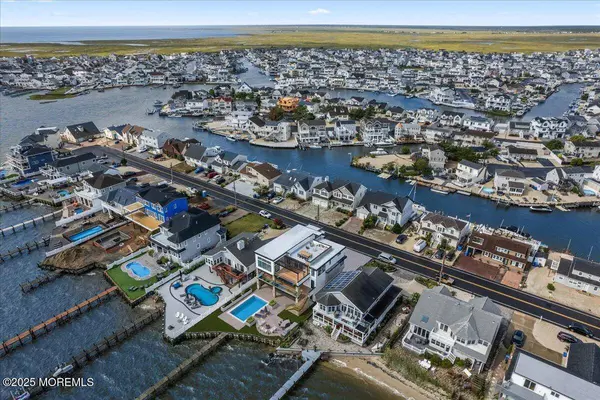 1262 Jennifer Lane, Manahawkin, NJ 08050